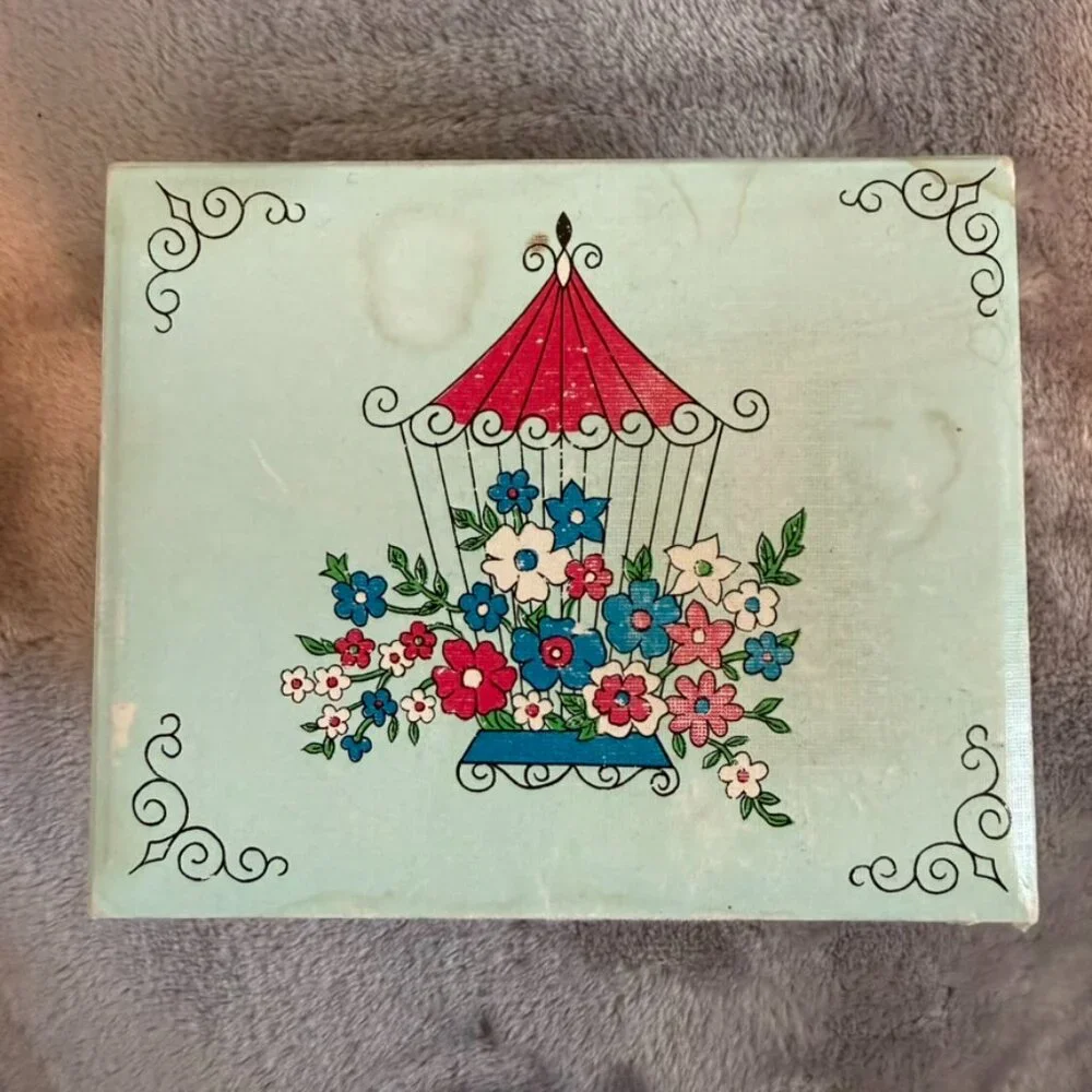 Vintage 1967 Dan-Dee Imports Cardboard Keepsake Jewelry Box 3-Drawer Floral